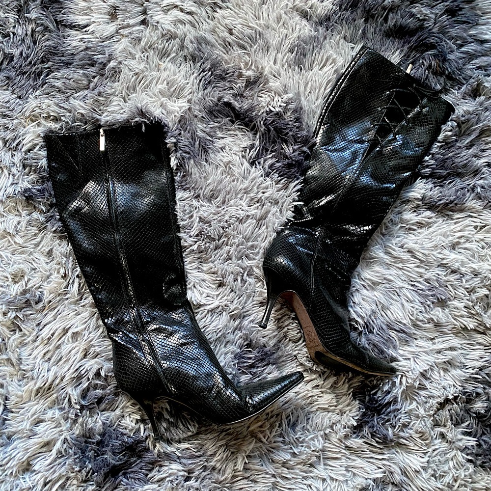 Banana Republic knee high leather black snakeskin design boots
